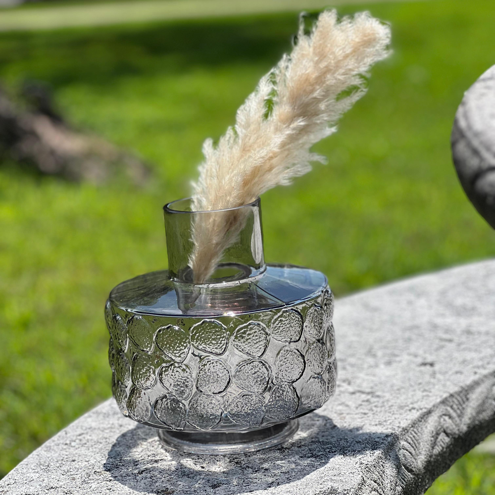 Short Neck Vase With Strawberry Pattern
