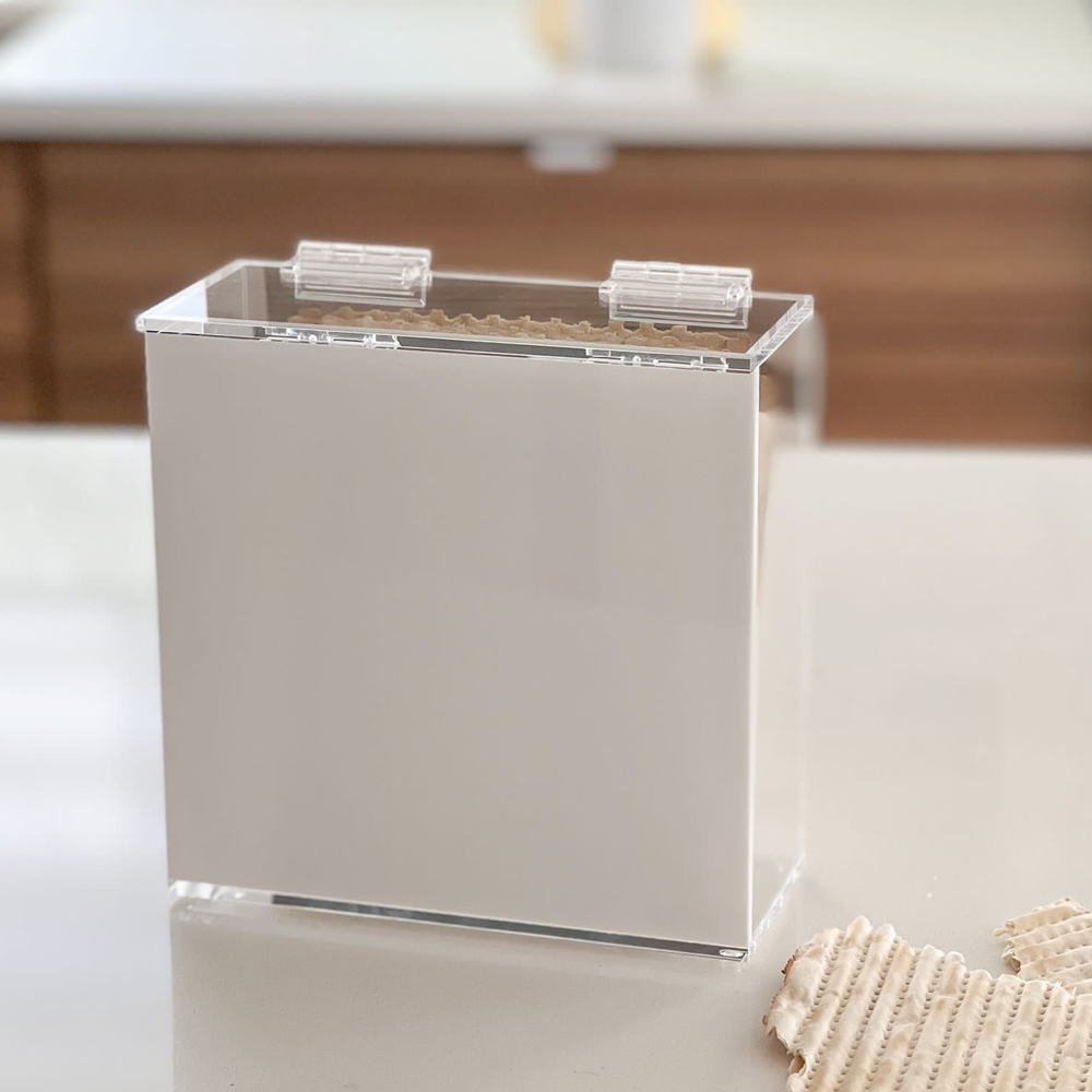 Lucite Matzah Box with Logo Text