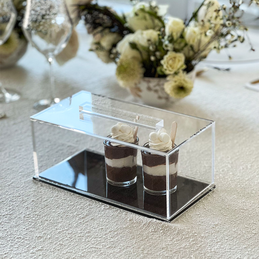 Lucite Wood Look Cake Tray with Lid