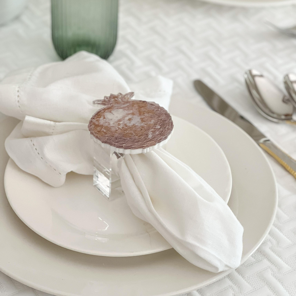 Lucite Yom Tov Napkin Ring Set