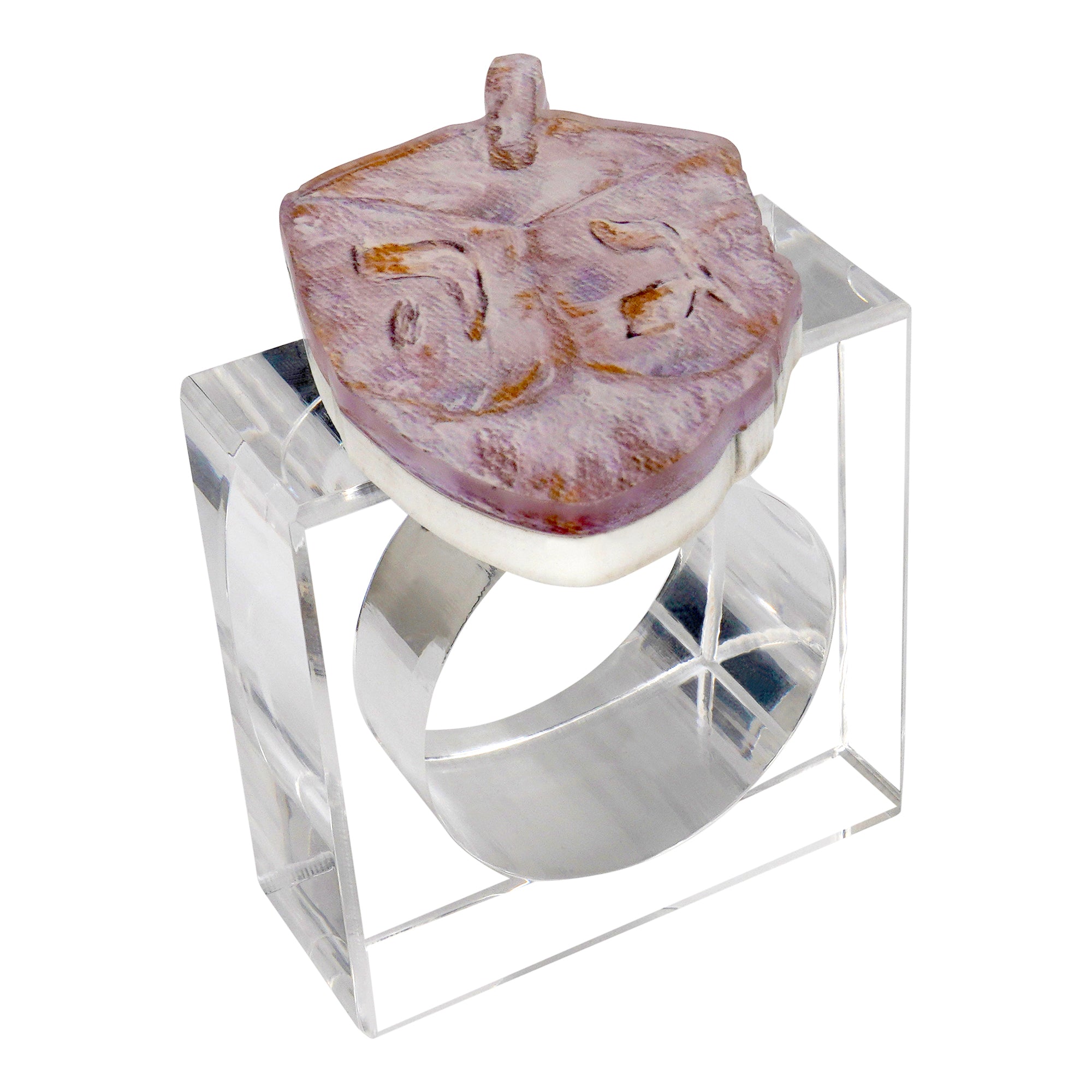 Lucite Yom Tov Napkin Ring Set