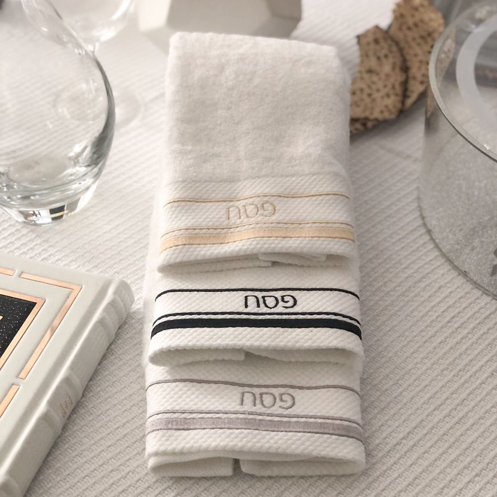 Luxury Hand Towel Pesach Embroidery White Black 14 x 30